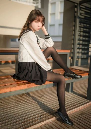 电车魔女在线播放